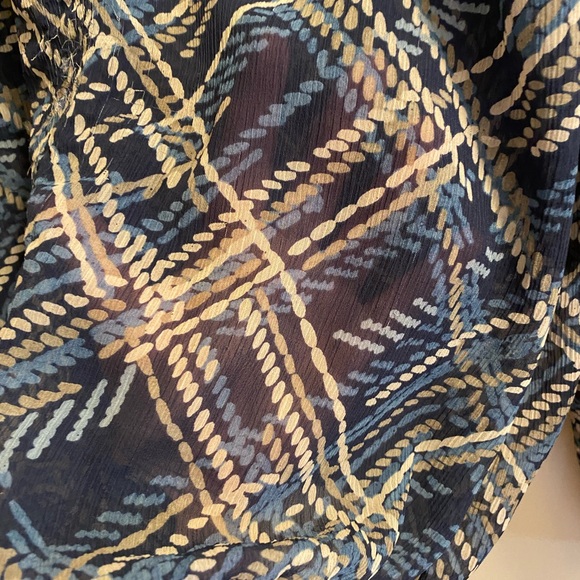 Blouse - Picture 4 of 5